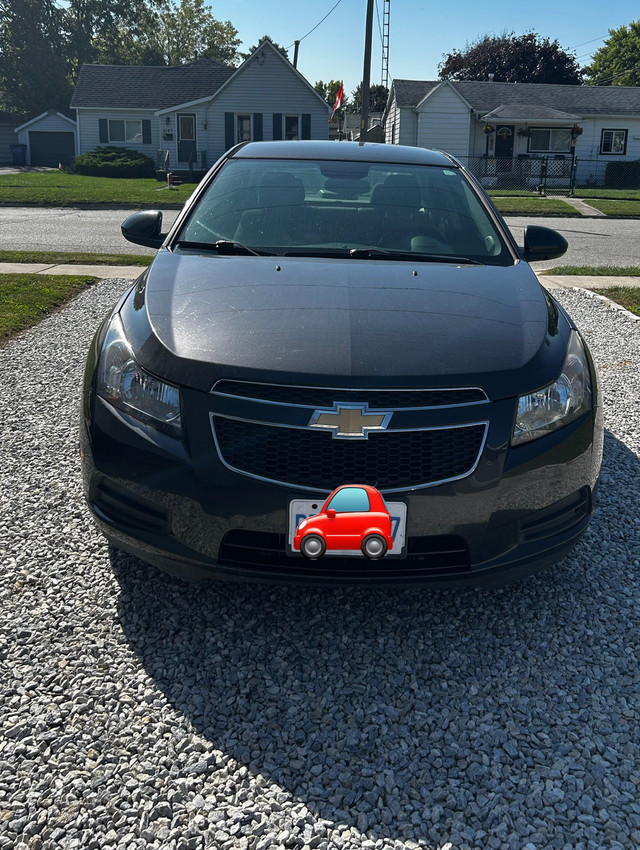 2014 Chevy Cruze in Cars & Trucks in Chatham-Kent