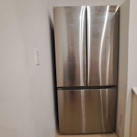Samsung fridge, French door 33" x counter depth