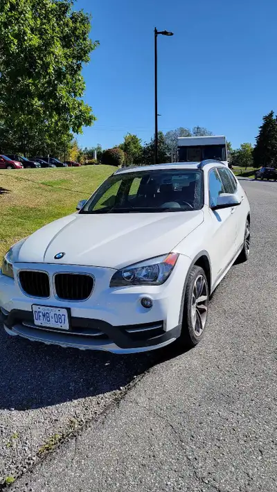 Well-maintained, made-in-Germany 2015 BMW X1 AWD with 150,000 km. This vehicle comes with heated sea...