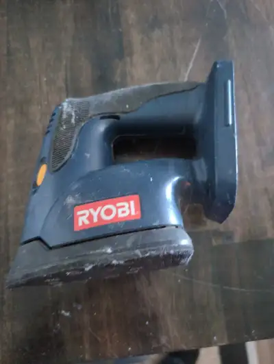 Ponceuse Ryobi, View more