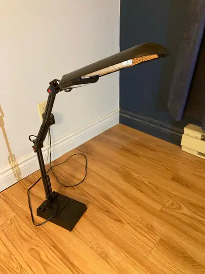 Lampe de bureau avec ampoules supplémentaires , View more