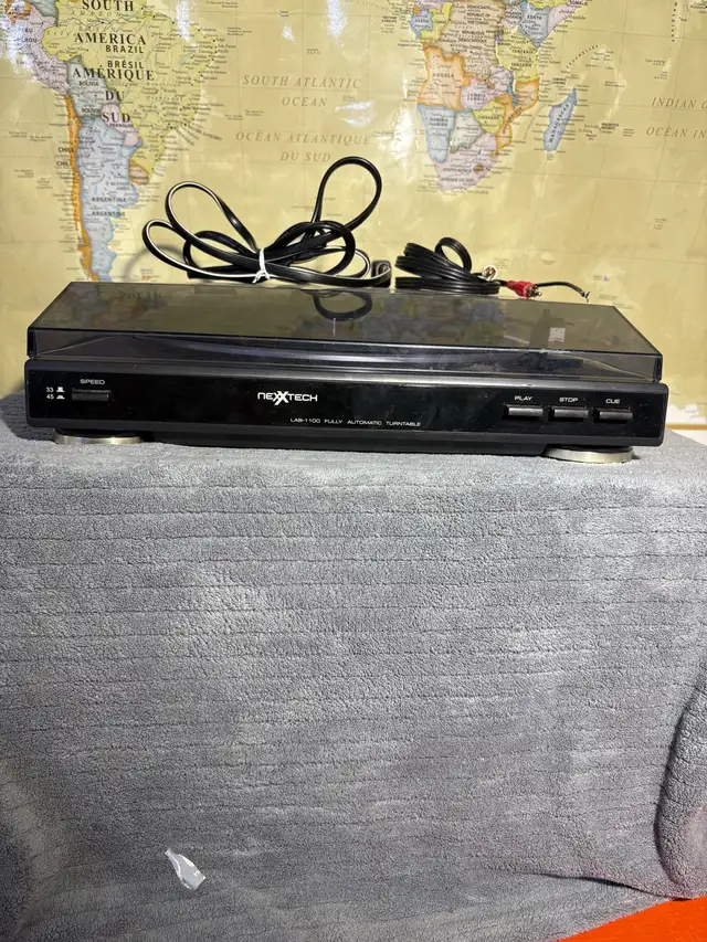 Nexxtech LAB-1100 Turntable in Stereo Systems & Home Theatre in Edmonton - Image 2