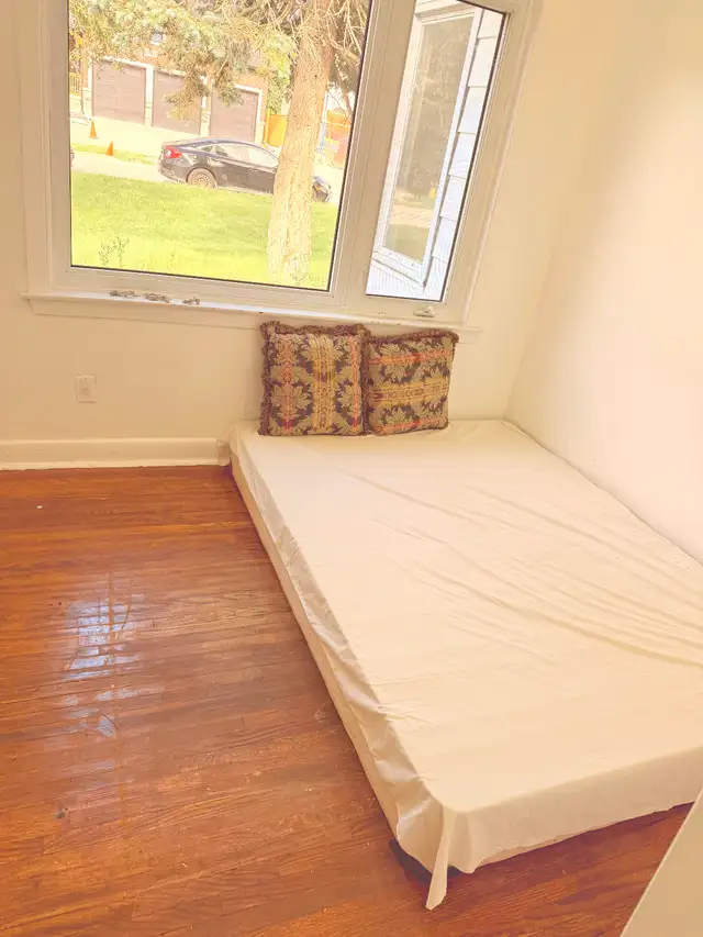 Room for Rent in Room Rentals & Roommates in Oshawa / Durham Region - Image 6