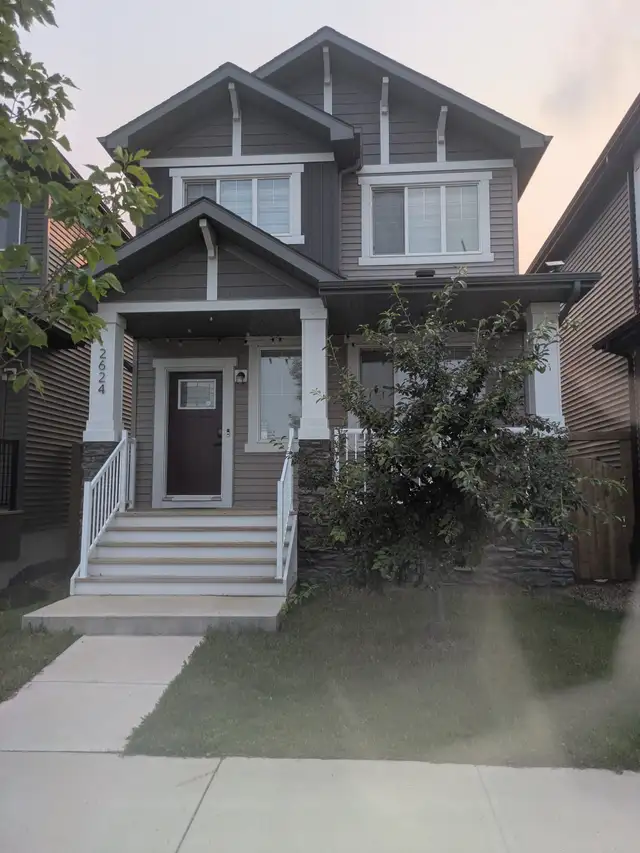 3 Bedroom 2.5 Bath Main and Second Floor For Rent