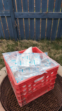 Bin of freezer packs