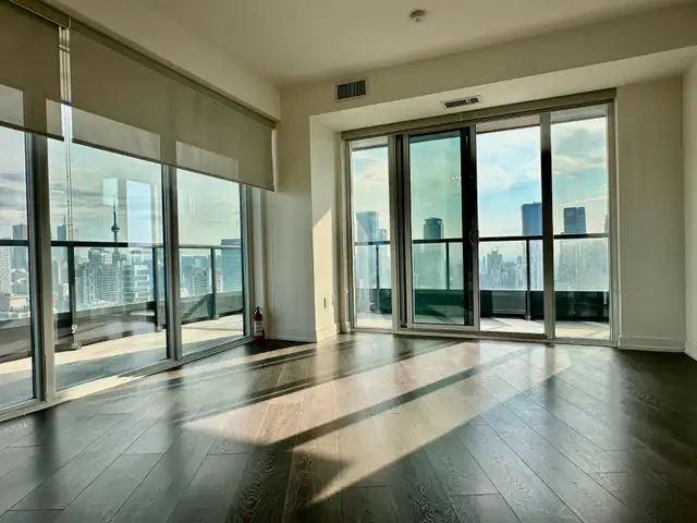3 Bedroom 2 Bathroom Corner Unit – Stunning City View in Condos for Sale in City of Toronto - Image 14