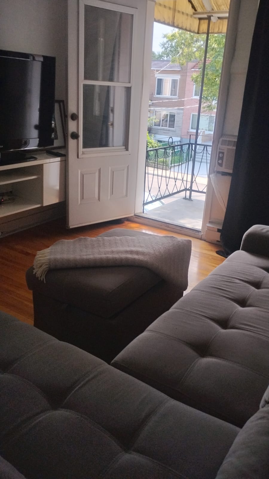 4 ½ Ahuntsic  - 1300$ — photo 2