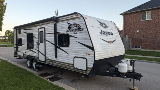 2018 Jayco travel trailer in Travel Trailers & Campers in Hamilton