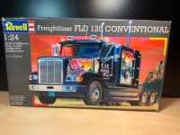 Freight liner FLD 120 Modèle Revell 1/24
