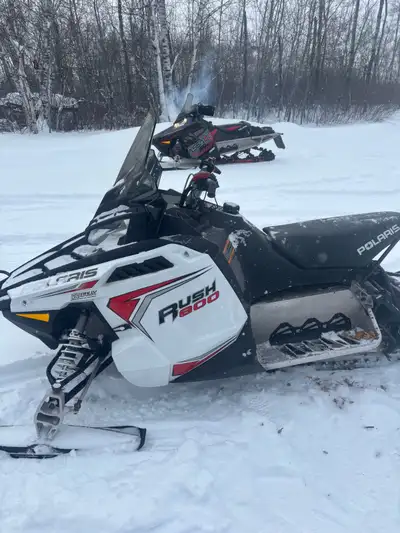 2012 800 Polaris rush with 2200 miles good condition ready to ride