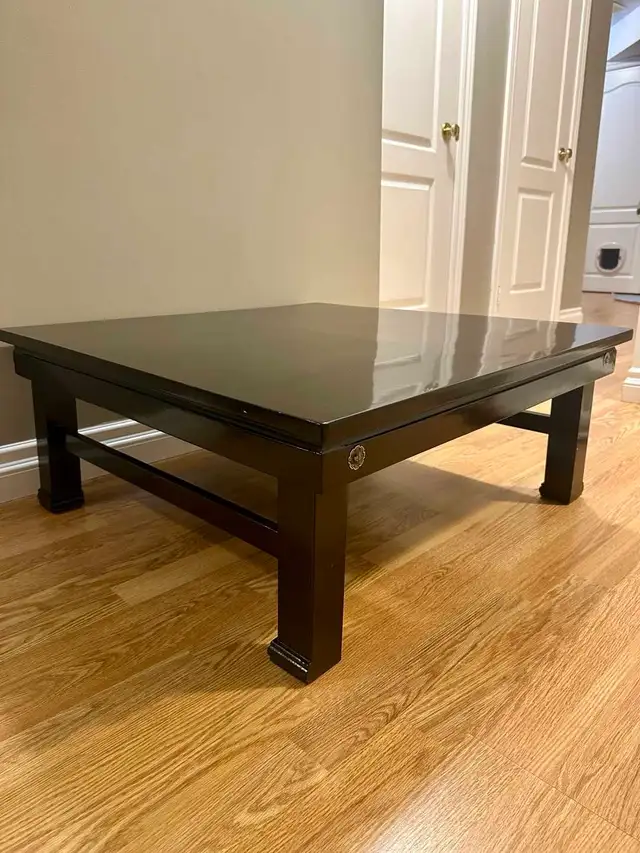 Black Wooden Coffee Table in Coffee Tables in City of Toronto - Image 3