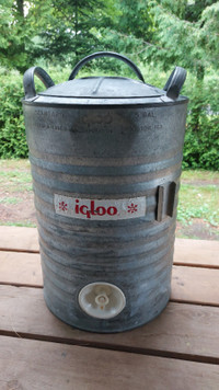 Vintage Galvanized Igloo 5 gal water cooler