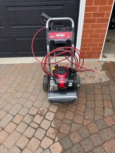 BRIGGS AND STRATTON PRESSURE WASHER, View more