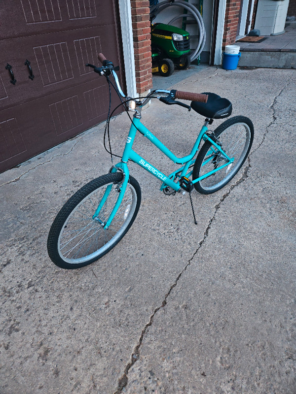 Ladies cruiser style pedal bike. Supercycle make. in Cruiser, Commuter & Hybrid in Edmonton - Image 2