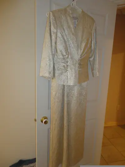 FORMAL LONG DRESS, View more