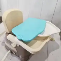 Baby booster seat (high chair)