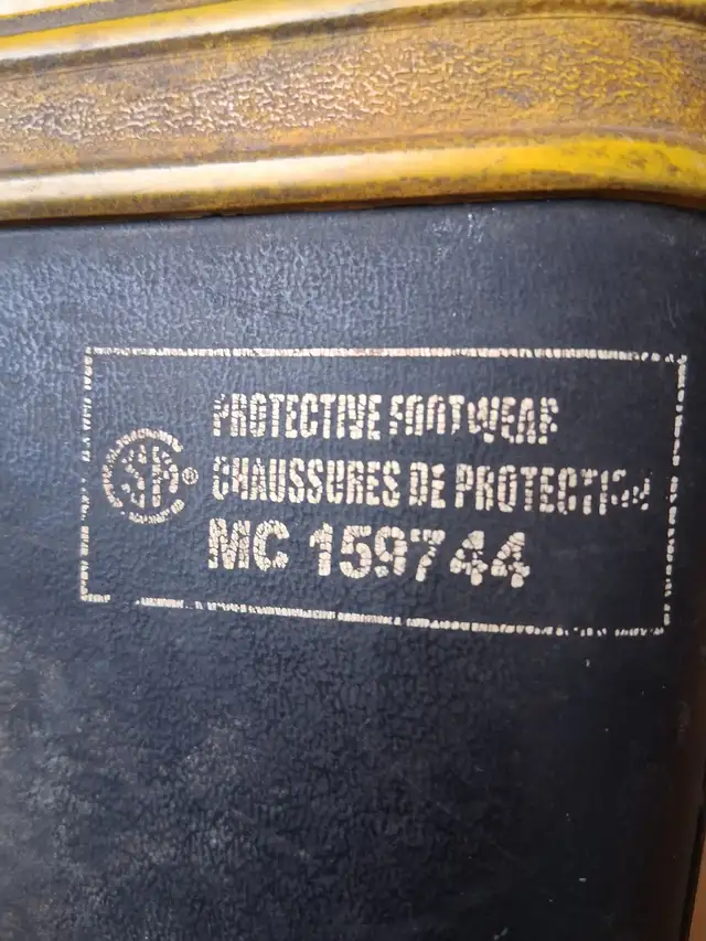 Bottes de travail sécuritaires  pour homme in Men's Shoes in City of Montréal - Image 9