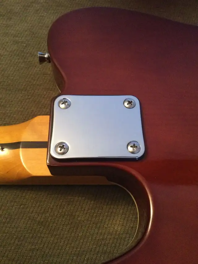 Telecaster Custom style guitar in Guitars in Lanaudière - Image 9