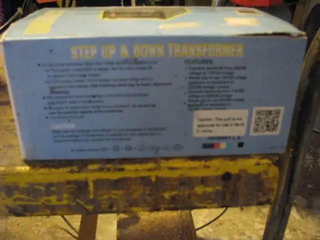 110v to 220v up down converter in Other in Mississauga / Peel Region - Image 3