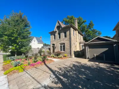 Have you wanted to live in the Heart of Wortley Village but can't find anything? Here is an opportun...