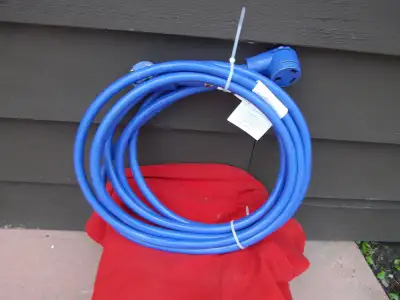 For sale is power chord, 25 foot, 30 amp, heavy gauge, In Lethbridge