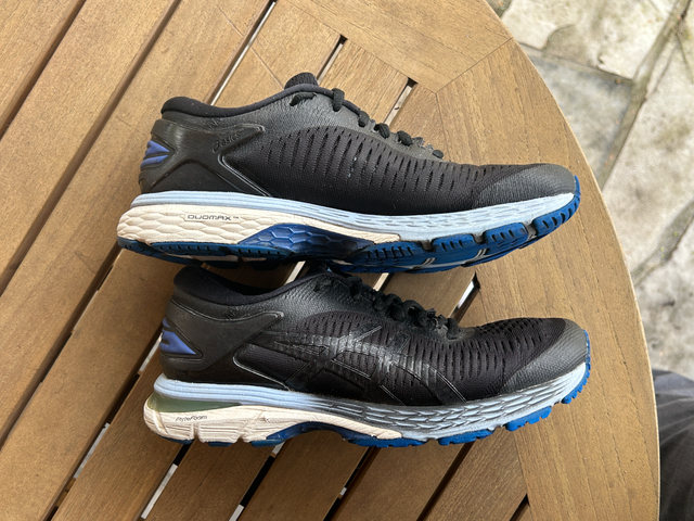 Asics Gel Kayano Running Shoes – Women’s Size 6.5 in Women's - Shoes in Markham / York Region - Image 2
