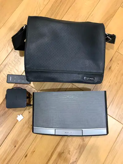 BOSE SoundDock Portable Series sound system +bag+extra battery, View more