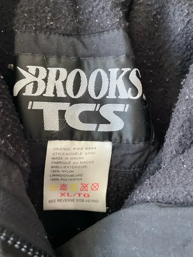 XL Youth lined snow pants in Kids & Youth in Vernon - Image 4