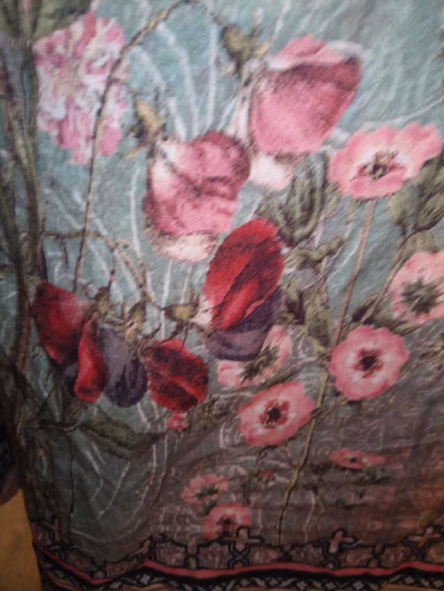 Pretty knee-length dress for sale NEW $20 Vernon dans Femmes - Robes et jupes  à Vernon - Image 3