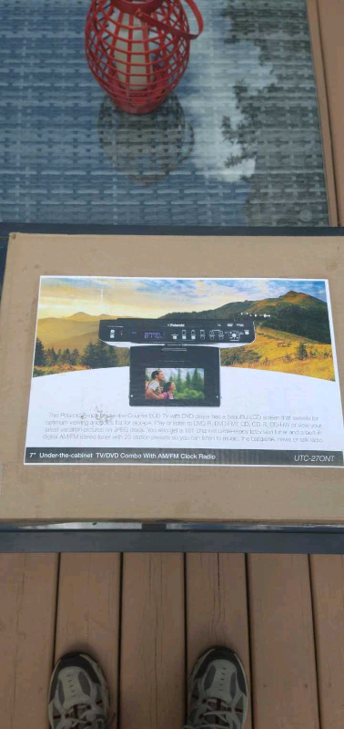 Polaroid under the cabinet DVD and radio brand new , View more