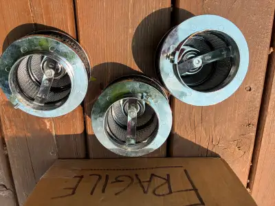 Vintage air cleaner and filter for Rochester 2 barrell x 3. Three air cleaners ( almost new filters)...