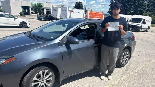 Female Driving instructor 528934836592988162