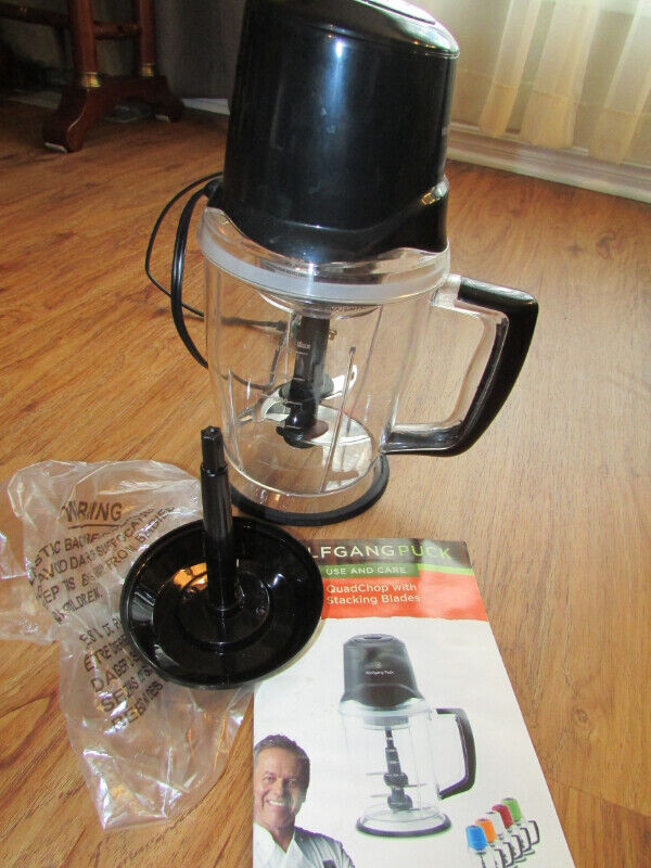 SALE! Wolfgang Puck Quad Chop machine - like new! in Processors, Blenders & Juicers in City of Halifax