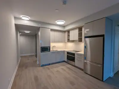Luxury 2 Bedroom, 2 Bathroom Corner Condo for Rent  |  Thornhill