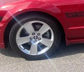 Set of wheels off my 2008 (s197) Mustang GT/CS. 235/50ZR18 BF Goodrich G-force tires. Bolt pattern i...