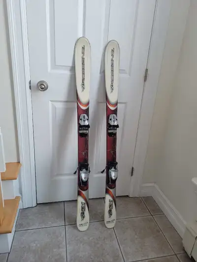 128 cm Junior Downhill Skis. ROSSIGNOL. Made in Spain, View more