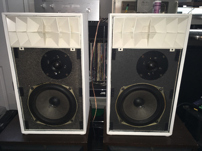Grundig AudioPrisma Hifi-Box 706 Speakers, Pair, Made In Germany | Speakers  | Ottawa | Kijiji
