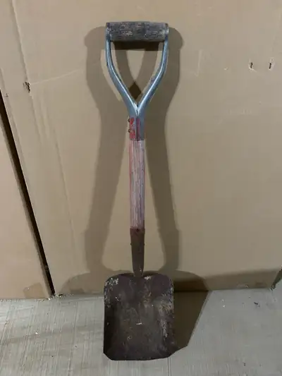 D-Handle Square Point Shovel, View more