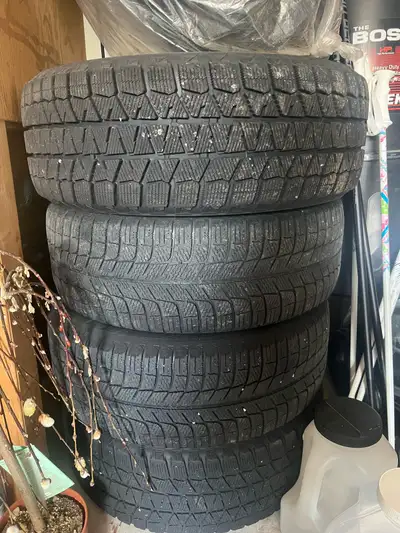 Selling a set of 4 winter tires mounted on factory regular steel rims. Originally off a Toyota Corol...