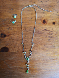 Green Flower Necklace & Earring Set
