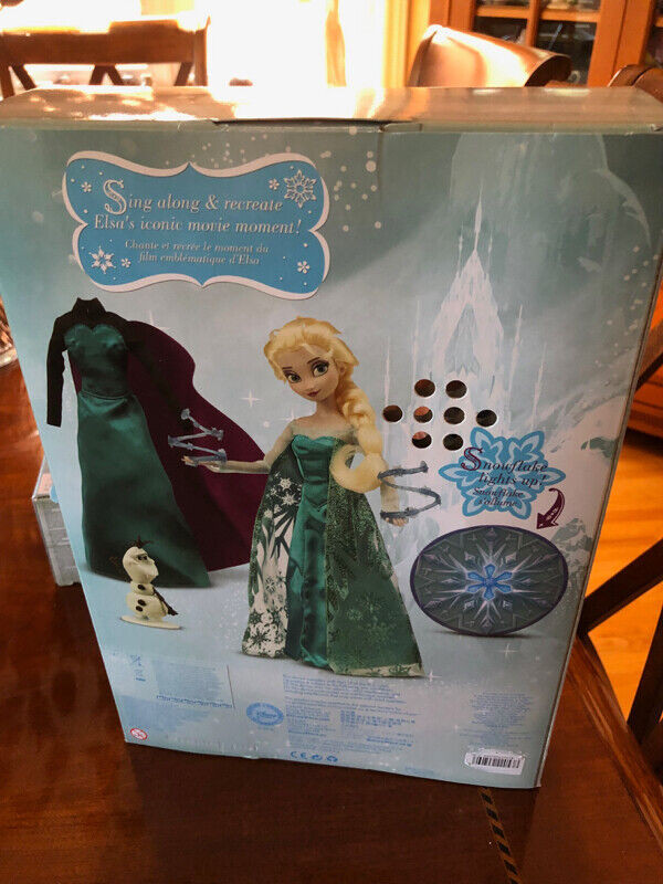 Disney Frozen SINGING Elsa I SING TWIRL MY HAND Doll in Toys & Games in City of Toronto - Image 2