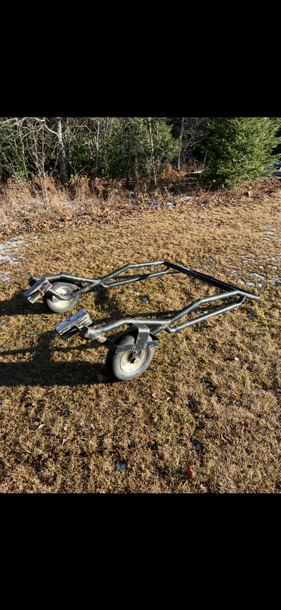 Snowmobile Cart. Will pick up and move any size sled.. located in Bancroft