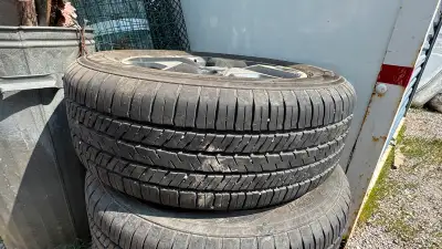 225/60R17 98H 7Jx17 ET55 53 - 57 Open to trade for utv/riding lawn mower (working) More details: �Ce...
