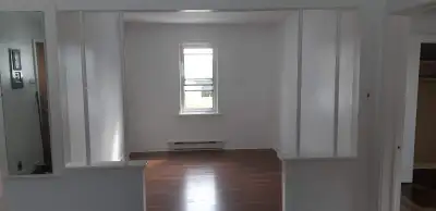 Bright 1-bedroom apartment on the first floor in a quiet area. ✅ 1 min walk to Eastcourt Mall ✅ 10 m...