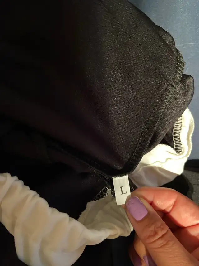 One piece jump suit szL in Women's - Bottoms in City of Toronto - Image 3