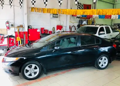 *Contactez-nous #514#322#1904- Superbe 2012 Honda Civic EX Qui Roule Comme Un Charme avec 186792 Km...