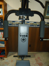 York Home Weight Gym with 180 lbs