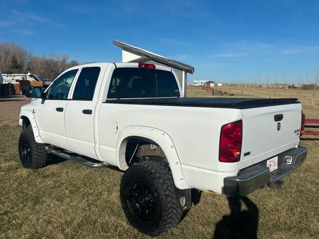 2008 Dodge Ram 2500 4x4 6.7 Cummins Diesel in Cars & Trucks in Medicine Hat - Image 4