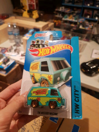 VHTF Hot wheels Scooby Doo Mystery Machine 2014 release