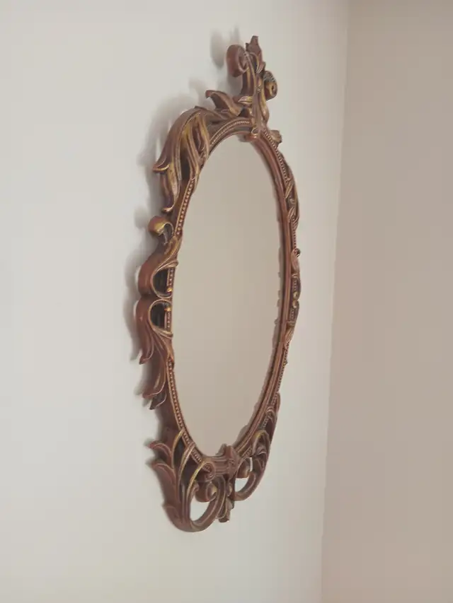 Vintage 1970s Ornate Hollywood Regency Plastic Frame Mirror in Arts & Collectibles in Calgary - Image 4